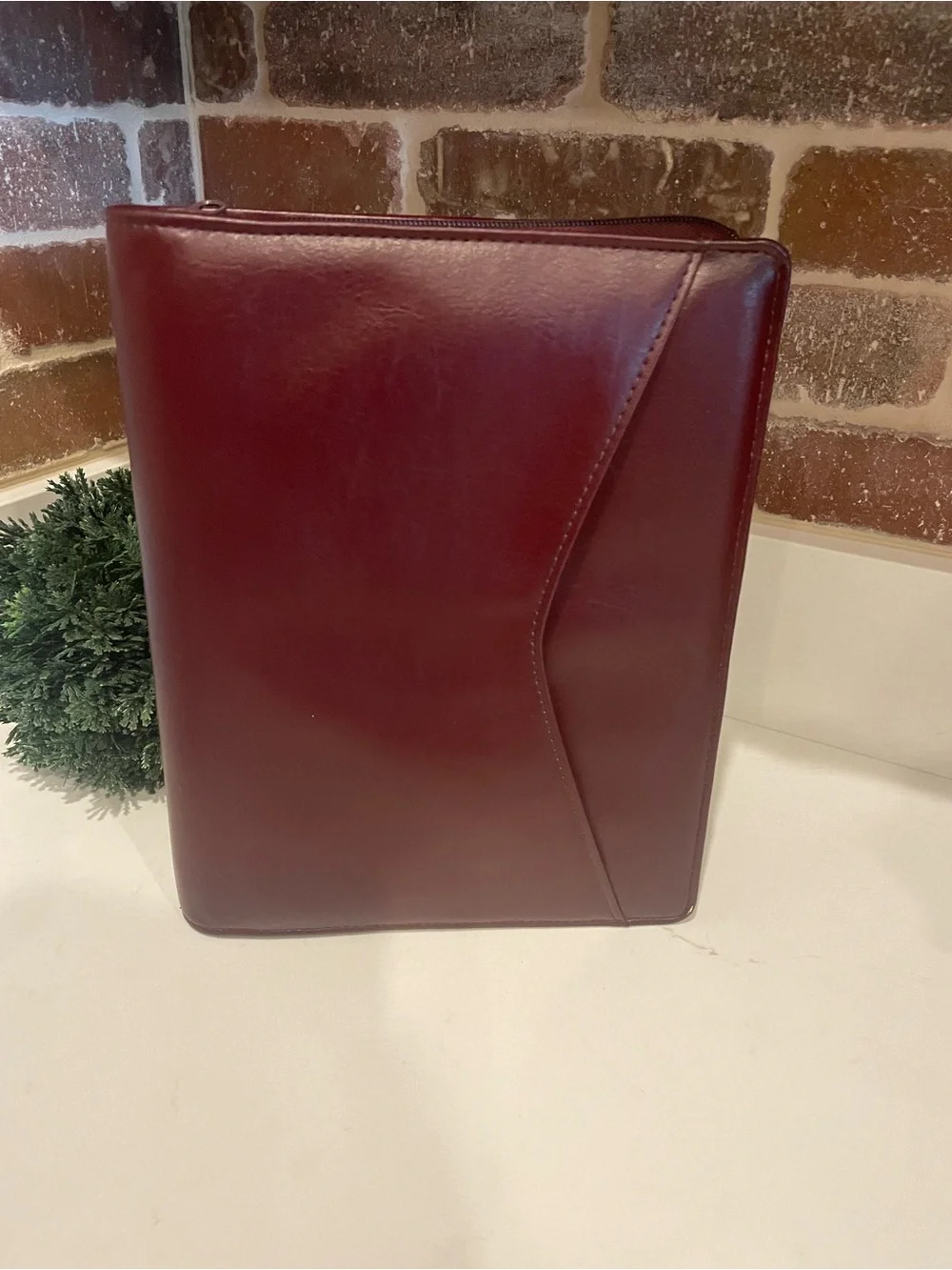 Vintage Men's Leather Zip Folio - Burgundy